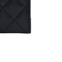 画像をギャラリービューアに読み込む, 極美品 CHANEL シャネル グレインドカーフスキン キャビアスキン カードホルダー ブラック K3X4A517 ランダム番台 ゴールド金具 中古 4a003215