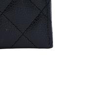 画像をギャラリービューアに読み込む, 極美品 CHANEL シャネル グレインドカーフスキン キャビアスキン カードホルダー ブラック K3X4A517 ランダム番台 ゴールド金具 中古 4a003215