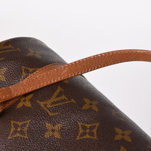 画像をギャラリービューアに読み込む, LOUIS VUITTON ルイヴィトン パピヨン26 ハンドバッグ モノグラム M51366 筒型 モノグラムキャンバス ブラウン 美品 中古 4a000806