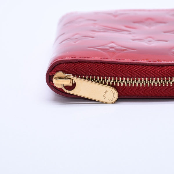 極美品 LOUIS VUITTON ルイ ヴィトン 財布 モノグラムヴェルニ M91720 ジッピーコインパース ポムダムール ゴールド金具 中古 4a003329