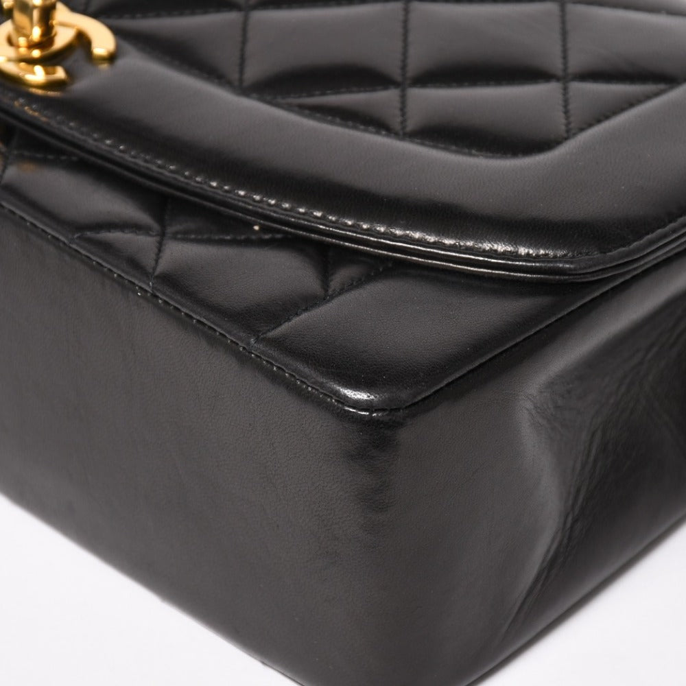 Very Good Condition CHANEL Diana Matelasse 25 S Flap S Chain Shoulder Bag A01165 3rd Series Coco Mark Lambskin Black Used 4a003321