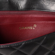 画像をギャラリービューアに読み込む, 極美品 CHANEL シャネル ダイアナ マトラッセ25 Sフラップ Sチェーンショルダーバッグ A01165 3番台 ココマーク ラムスキン ブラック 中古 4a003321