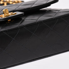 Load image into Gallery viewer, CHANEL シャネル マトラッセ23 Wフラップ Wチェーンショルダーバッグ A06434 4番台 ココマーク ラムスキン ブラック 美品 中古 4a003322