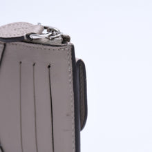 Load image into Gallery viewer, 極美品 LOUIS VUITTON ルイヴィトン ポルトカルト レクトヴェルソ コンパクトウォレット モノグラムヴェルニ M82333 シルバー金具 中古 4a003333