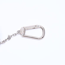 Load image into Gallery viewer, 極美品 LOUIS VUITTON ルイヴィトン ポルトカルト レクトヴェルソ コンパクトウォレット モノグラムヴェルニ M82333 シルバー金具 中古 4a003333