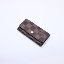 Load image into Gallery viewer, 極美品 LOUIS VUITTON ルイヴィトン ダミエ ミュルティクレ4 キーケース N62631 エベヌ ブラウン ゴールド金具 中古 4a003330