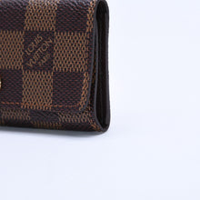 Load image into Gallery viewer, 極美品 LOUIS VUITTON ルイヴィトン ダミエ ミュルティクレ4 キーケース N62631 エベヌ ブラウン ゴールド金具 中古 4a003330