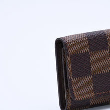Load image into Gallery viewer, 極美品 LOUIS VUITTON ルイヴィトン ダミエ ミュルティクレ4 キーケース N62631 エベヌ ブラウン ゴールド金具 中古 4a003330