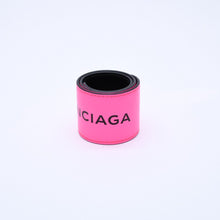 Load image into Gallery viewer, 極美品 BALENCIAGA バレンシアガ サイクルブレスレット ラムスキン アームバンド ピンク 469170・5560・B・568024 中古 4a003334