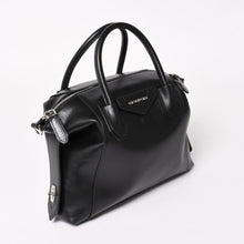 Load image into Gallery viewer, 極美品 GIVENCHY ジバンシー Hand Bag ハンドバッグ アンティゴナ ソフト ブラック レザー 中古 4a002848