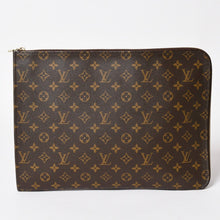 Load image into Gallery viewer, 極美品 LOUIS VUITTON ルイヴィトン クラッチバッグ ポッシュ・ドキュマン M53456 モノグラム PVC ゴールド金具 中古 4a002850
