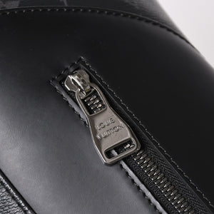 極美品 LOUIS VUITTON ルイヴィトン モノグラムエクリプス バックパック リュック エクスプローラー M40527 シルバー金具 中古 4a003209