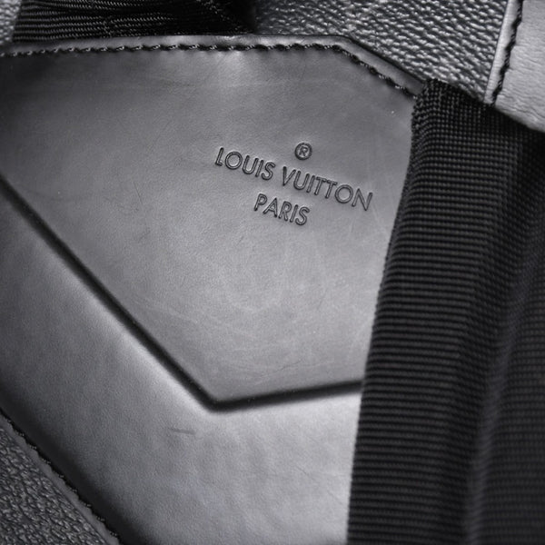 極美品 LOUIS VUITTON ルイヴィトン モノグラムエクリプス バックパック リュック エクスプローラー M40527 シルバー金具 中古 4a003209