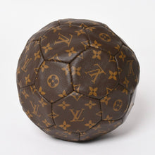 画像をギャラリービューアに読み込む, 新品同様 LOUIS VUITTON ルイヴィトン サッカーボール 1998年フランスワールドカップ記念 M99054 中古 4a002573