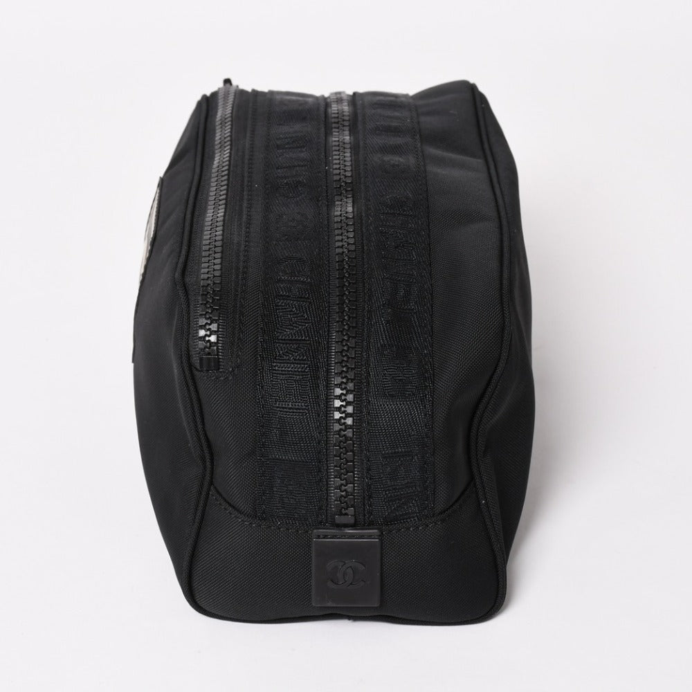 Very good condition CHANEL CHANEL Sportsline Pouch A19975 No. 7 here mark patch black black metal fittings used 4a003238