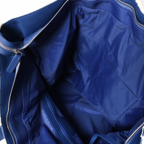 極美品 CHANEL シャネル トートバッグ パイル ラージショッピングバッグ 27番台 AS0452 ホワイト ブルー 中古 4a003092