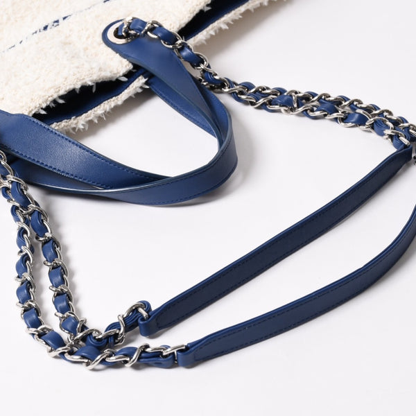 極美品 CHANEL シャネル トートバッグ パイル ラージショッピングバッグ 27番台 AS0452 ホワイト ブルー 中古 4a003092