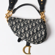 Load image into Gallery viewer, 極美品 Christian Dior クリスチャンディオール サドルミニバッグ ハンドバッグ M0456CTZQ オブリーク ネイビー 中古 4a003093