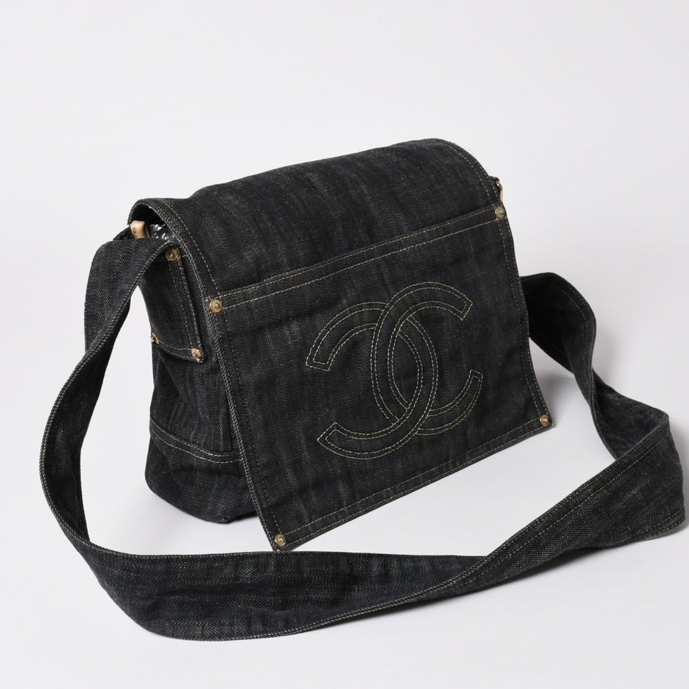 極美品 CHANEL シャネル ショルダーバッグ スパークリングデニム ココマーク ネイビー 10番台 A31987 ゴールド金具 中古 4a003073