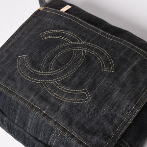 極美品 CHANEL シャネル ショルダーバッグ スパークリングデニム ココマーク ネイビー 10番台 A31987 ゴールド金具 中古 4a003073