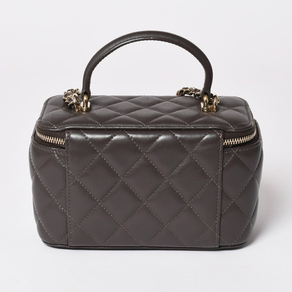 新品同様 CHANEL シャネル バニティ チェーンショルダーバッグ ランダム番台 ココマーク ラムスキン ブラウン ゴールド金具 中古 4a003091