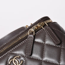 画像をギャラリービューアに読み込む, 新品同様 CHANEL シャネル バニティ チェーンショルダーバッグ ランダム番台 ココマーク ラムスキン ブラウン ゴールド金具 中古 4a003091