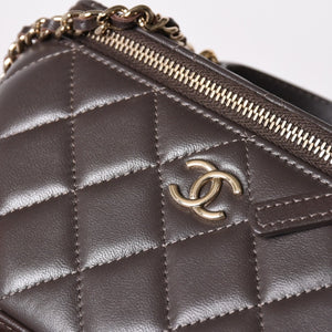 新品同様 CHANEL シャネル バニティ チェーンショルダーバッグ ランダム番台 ココマーク ラムスキン ブラウン ゴールド金具 中古 4a003091