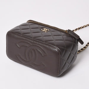 新品同様 CHANEL シャネル バニティ チェーンショルダーバッグ ランダム番台 ココマーク ラムスキン ブラウン ゴールド金具 中古 4a003091
