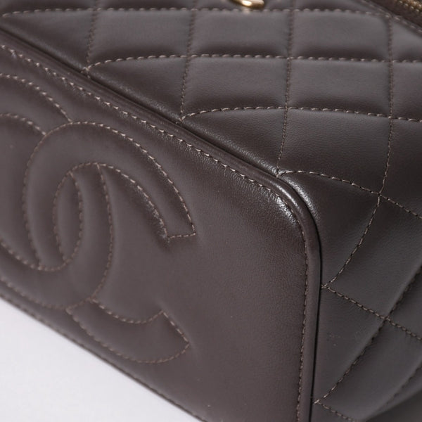 新品同様 CHANEL シャネル バニティ チェーンショルダーバッグ ランダム番台 ココマーク ラムスキン ブラウン ゴールド金具 中古 4a003091