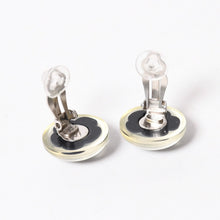 画像をギャラリービューアに読み込む, 極美品 CHANEL シャネル ココマーク イヤリング 重量約3.91g 04S刻印 ボタン フラワー カメリア クリア 樹脂系 中古 4a003128