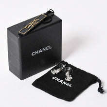 画像をギャラリービューアに読み込む, 極美品 CHANEL シャネル ココマーク ドロップピアス 重量約2.61g 04A刻印 ハート ラインストーン メタル 両耳用 中古 4a003133