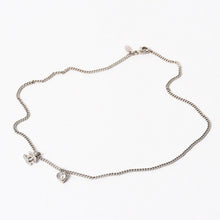 画像をギャラリービューアに読み込む, CHANEL シャネル ココマーク ネックレス 重量約6.86g 09C刻印 ハート メタル ラインストーン シルバー クリア 美品 中古 4a003143