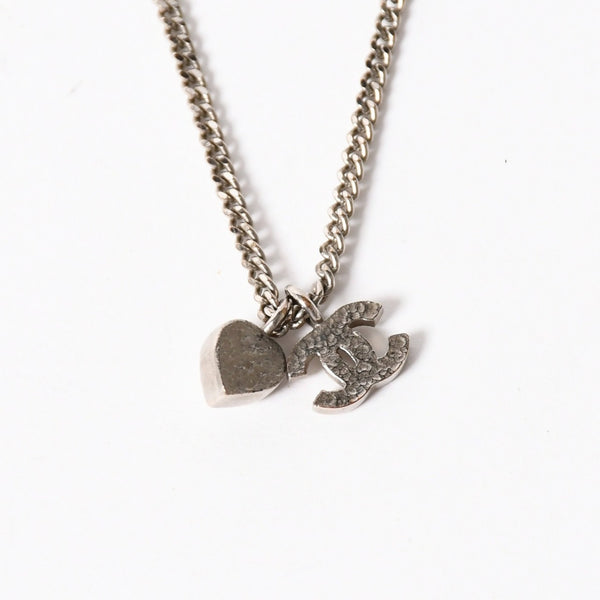 CHANEL Coco Mark Necklace Weight Approx. 6.86g 09C Engraved Heart Metal Rhinestone Silver Clear Good Condition Used 4a003143