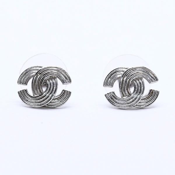 CHANEL Cocomark earrings accessories Weight approx. 2.20g 00A stamp Metal Silver For both ears Good condition Used 4a003132