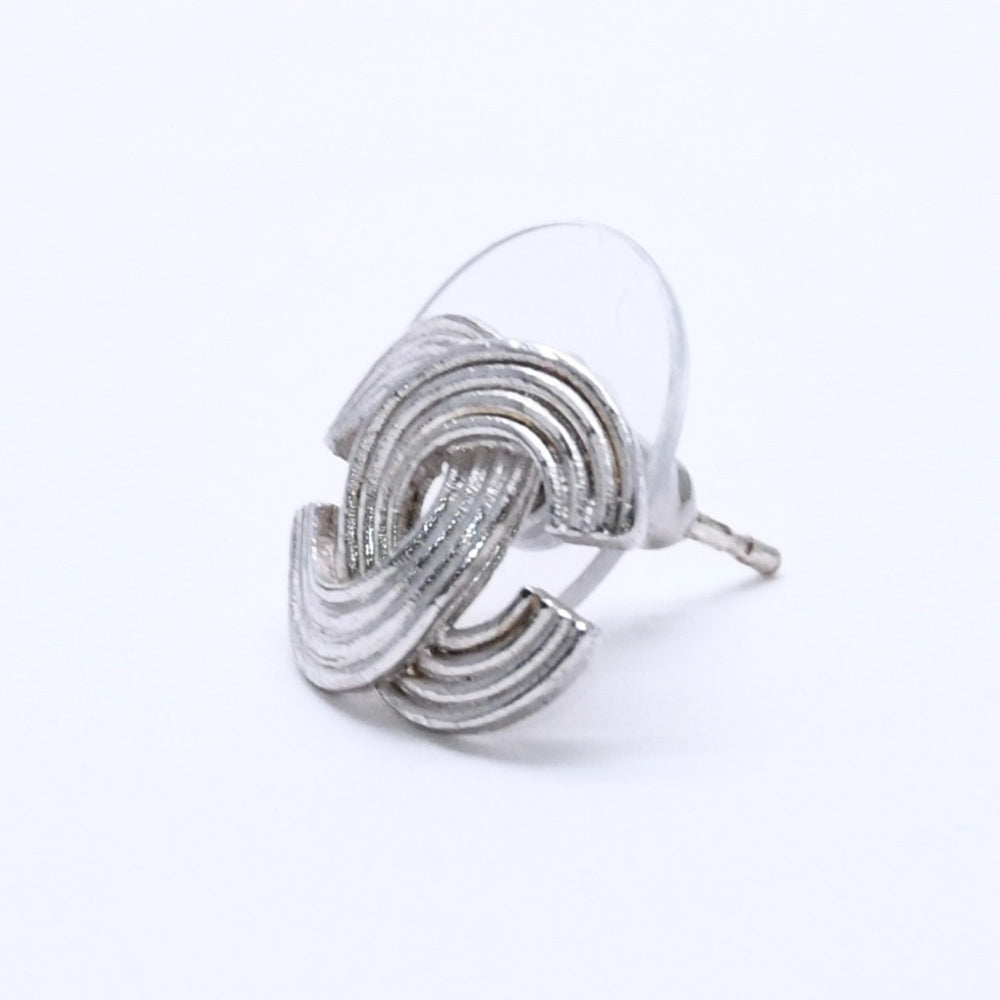 CHANEL シャネル ココマーク ピアス アクセサリー 重量約2.20g 00A刻印 メタル シルバー 両耳用 美品 中古 4a003132