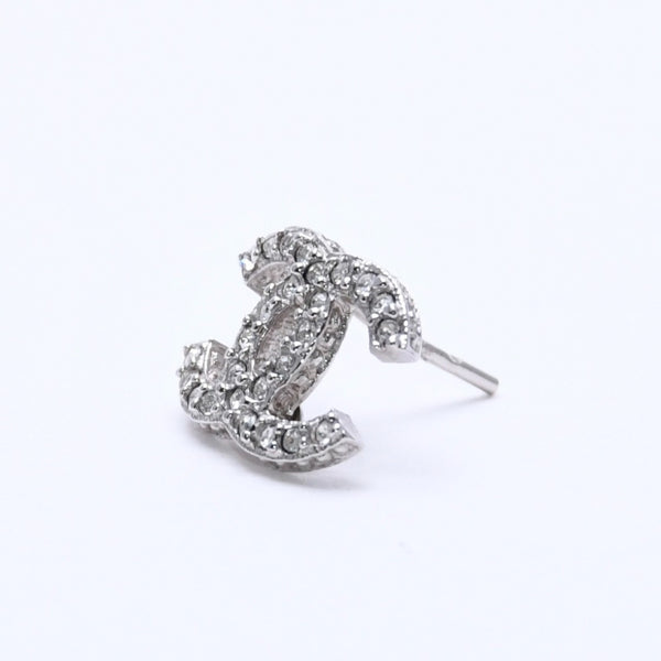 CHANEL シャネル ココマーク ピアス 重量約1.58g B15C刻印 ラインストーン メタル シルバー クリア 両耳用 美品 中古 4a003147