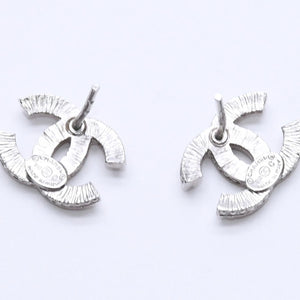 CHANEL シャネル ココマーク ピアス 重量約1.58g B15C刻印 ラインストーン メタル シルバー クリア 両耳用 美品 中古 4a003147