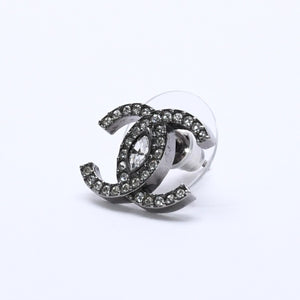 CHANEL シャネル ココマーク ピアス 重量約3.53g L21K刻印 ラインストーン メタル ガンメタ クリア 両耳用 美品 中古 4a003138