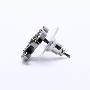 CHANEL シャネル ココマーク ピアス 重量約3.53g L21K刻印 ラインストーン メタル ガンメタ クリア 両耳用 美品 中古 4a003138