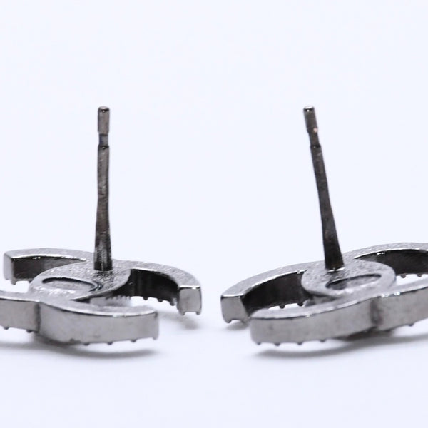 CHANEL シャネル ココマーク ピアス 重量約3.53g L21K刻印 ラインストーン メタル ガンメタ クリア 両耳用 美品 中古 4a003138