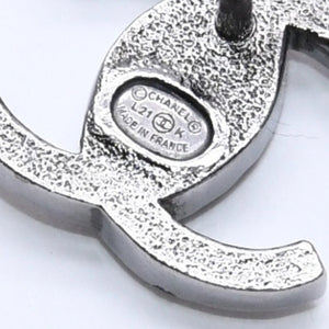 CHANEL シャネル ココマーク ピアス 重量約3.53g L21K刻印 ラインストーン メタル ガンメタ クリア 両耳用 美品 中古 4a003138