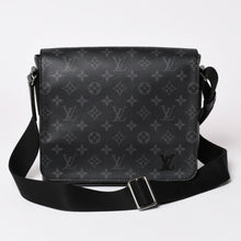 画像をギャラリービューアに読み込む, 極美品 LOUIS VUITTON ルイヴィトン ディストリクトPM ショルダーバッグ M46255 モノグラムエクリプスキャンバス 中古 4a002878