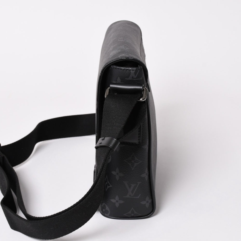 極美品 LOUIS VUITTON ルイヴィトン ディストリクトPM ショルダーバッグ M46255 モノグラムエクリプスキャンバス 中古 4a002878