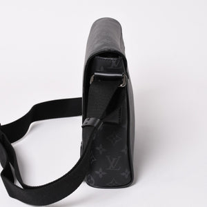 極美品 LOUIS VUITTON ルイヴィトン ディストリクトPM ショルダーバッグ M46255 モノグラムエクリプスキャンバス 中古 4a002878