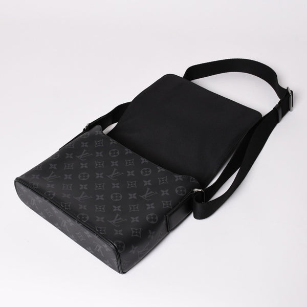 極美品 LOUIS VUITTON ルイヴィトン ディストリクトPM ショルダーバッグ M46255 モノグラムエクリプスキャンバス 中古 4a002878
