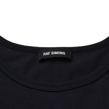 画像をギャラリービューアに読み込む, 極美品 RAF SIMONS ラフシモンズ ノースリーブカットソー 20SS ネイビー レッド 201-146B コットン100% 中古 4a003164