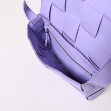 画像をギャラリービューアに読み込む, 極美品 BOTTEGA VENETA ボッテガヴェネタ カセット ショルダーバッグ イントレチャート レザー パープル 649601 中古 4a003219