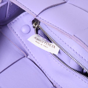 極美品 BOTTEGA VENETA ボッテガヴェネタ カセット ショルダーバッグ イントレチャート レザー パープル 649601 中古 4a003219