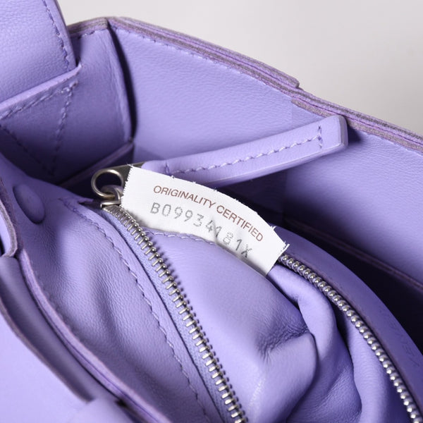 極美品 BOTTEGA VENETA ボッテガヴェネタ カセット ショルダーバッグ イントレチャート レザー パープル 649601 中古 4a003219