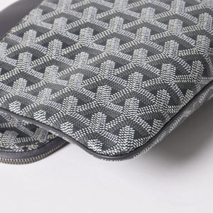新品同様 GOYARD ゴヤール 折りたたみクラッチバッグ サンマリー MM ヘリンボーン柄 グレー 中古 4a003226